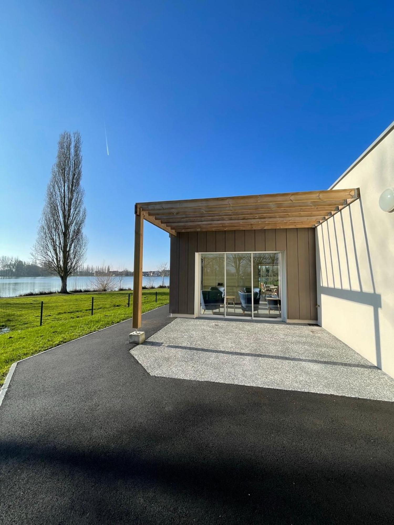 Relais Les Rives Du Lac Coulonges-sur-Sarthe Экстерьер фото